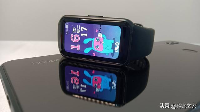 荣耀手环6简单操作，这3个使用小技巧可一定得知道