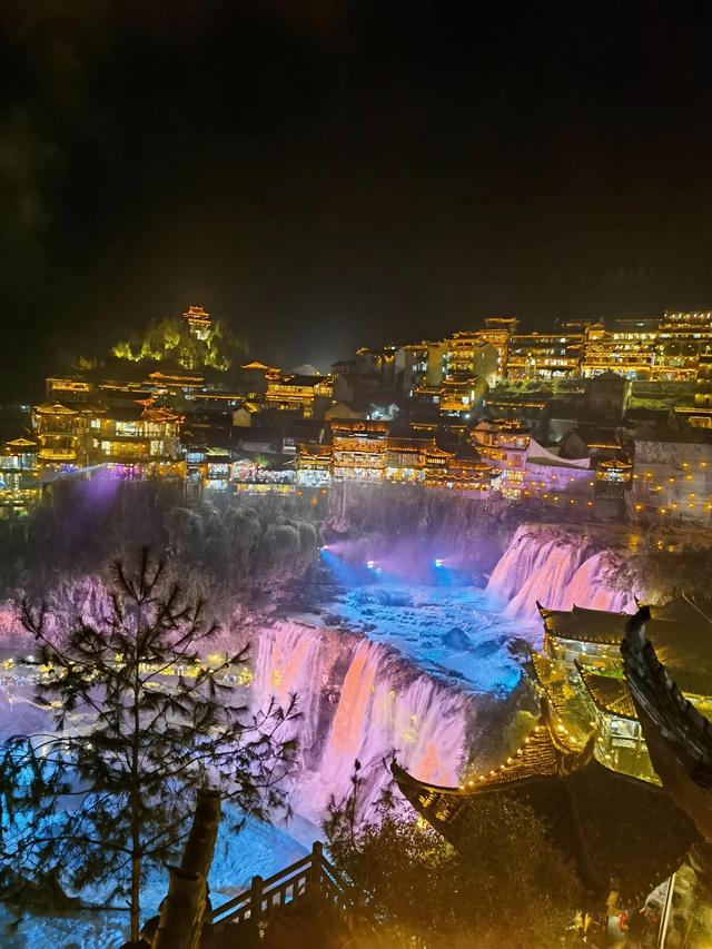 芙蓉镇门票多少钱，芙蓉古镇门票免费时间（自驾游湘西芙蓉镇）