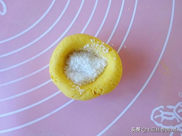 炸糕怎么炸的外酥里嫩，买不来糖糕可以在家炸