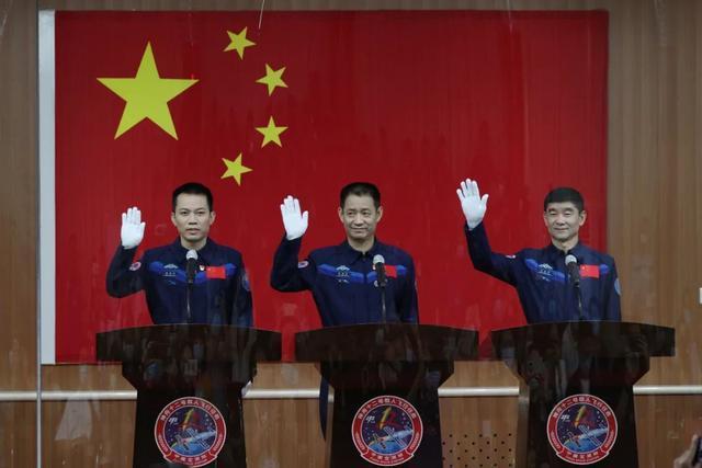 神舟飞船历史历程，一图回顾神舟“足迹”