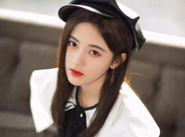 鞠婧祎出道前照片，鞠婧祎前期的旧照