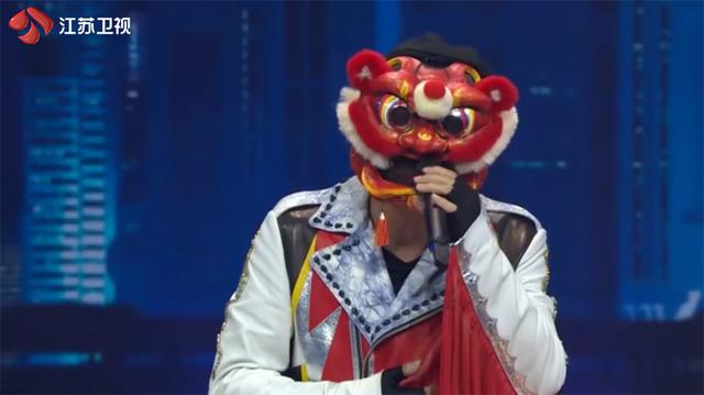 小沈阳所有歌曲，小沈阳蒙面唱将猜猜猜歌曲（走到今天该怪谁呢）