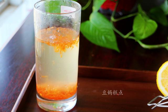 天太熱，教你自製一杯冷飲，這種水果，熱量極低，還特別降火 熱愛美食 第11张