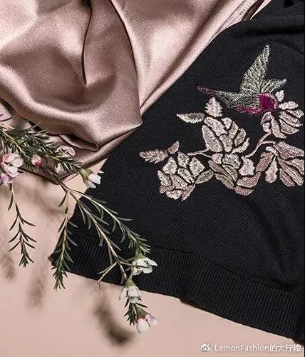 奈蔻羊绒外套，系出平门却妥妥