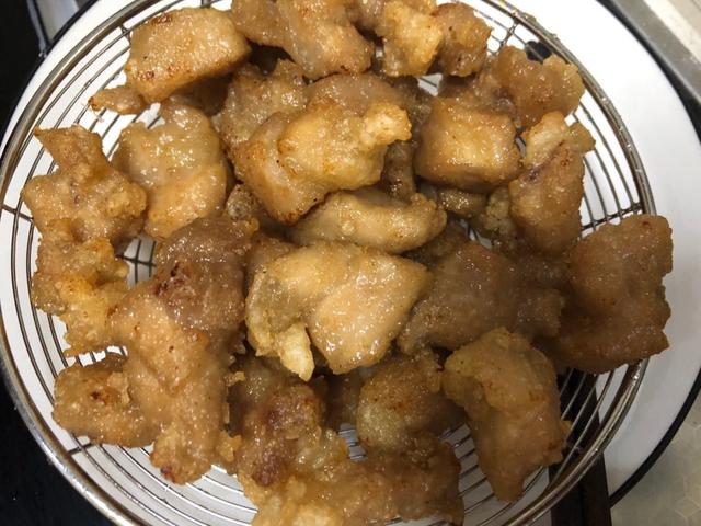 东北溜肉段的做法，东北溜肉段最正宗的做法（东北溜肉段：焦脆鲜香）