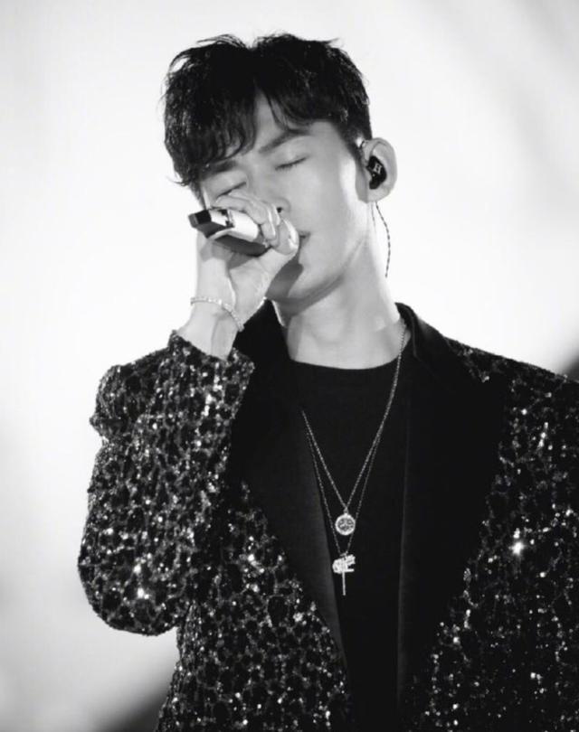 张翰郑爽是情侣吗，张翰分手后反应（郑爽历任男友大盘点）