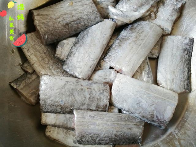 干煎带鱼的做法最好吃又简单，干煎带鱼的做法