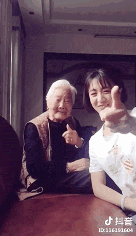 最新的老年人养老方式，刚刚养老又出新花样