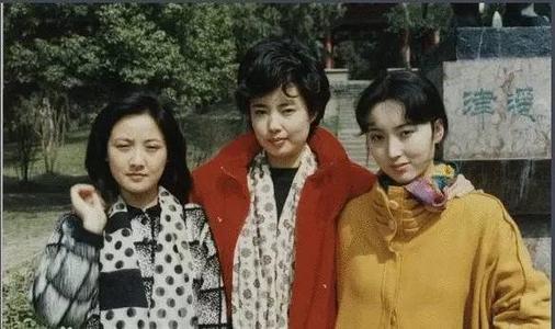 张国立邓婕个人简介，二婚嫁给张国立