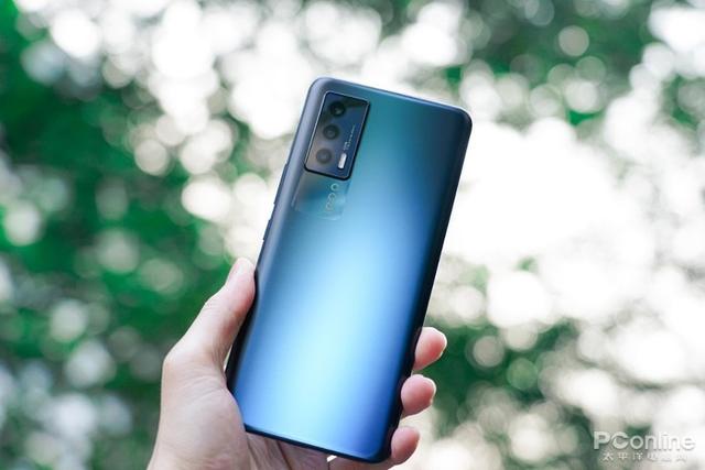 骁龙870还值得入手吗，一场属于骁龙870的顶上战争