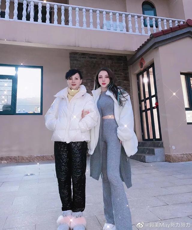 郭美美一家人现状，郭美美与其母亲