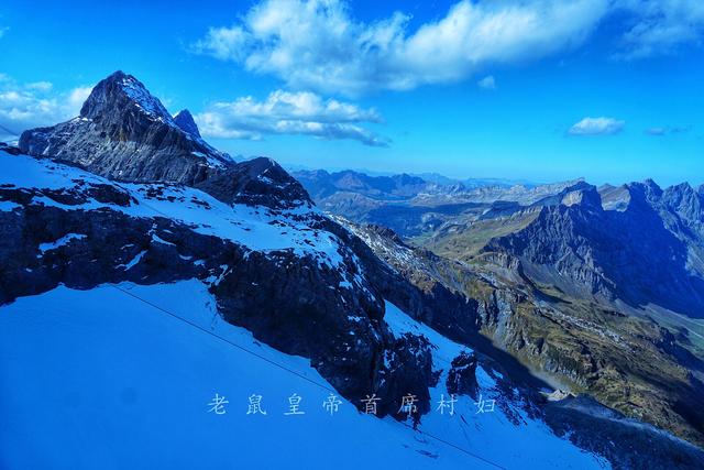 世界最大往返索道，坐世界首架360度旋转缆车