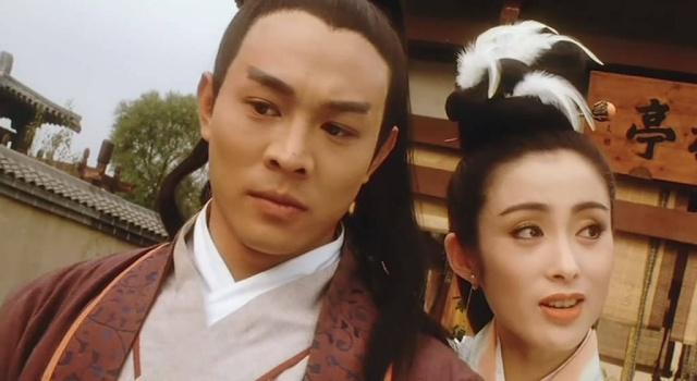 李连杰现在在哪里，功夫巨星李连杰现在哪里生活（与杨紫琼亲密合影感情好）