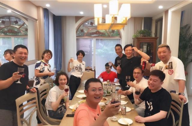 一代春晚笑星辭世後，留下七套房產無數家當，女兒肆無忌憚揮霍 娛樂八卦吃瓜 第14张