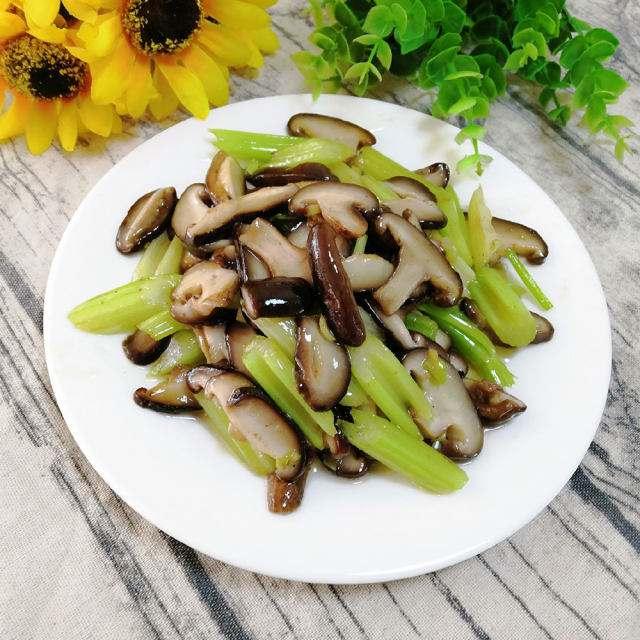 芹菜怎么吃好吃又简单，分享10种家常做法