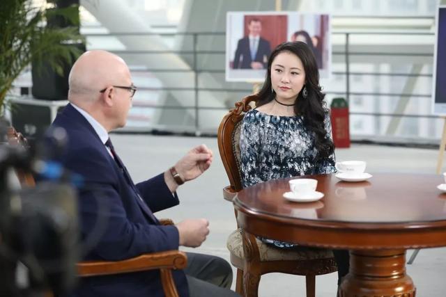 锵锵三人行精选，《锵锵三人行》我们都爱金瓶梅特辑