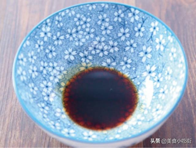 葱油面的家常做法，教你做出吃了心满意足的葱油面（怎么样做葱油面好吃）