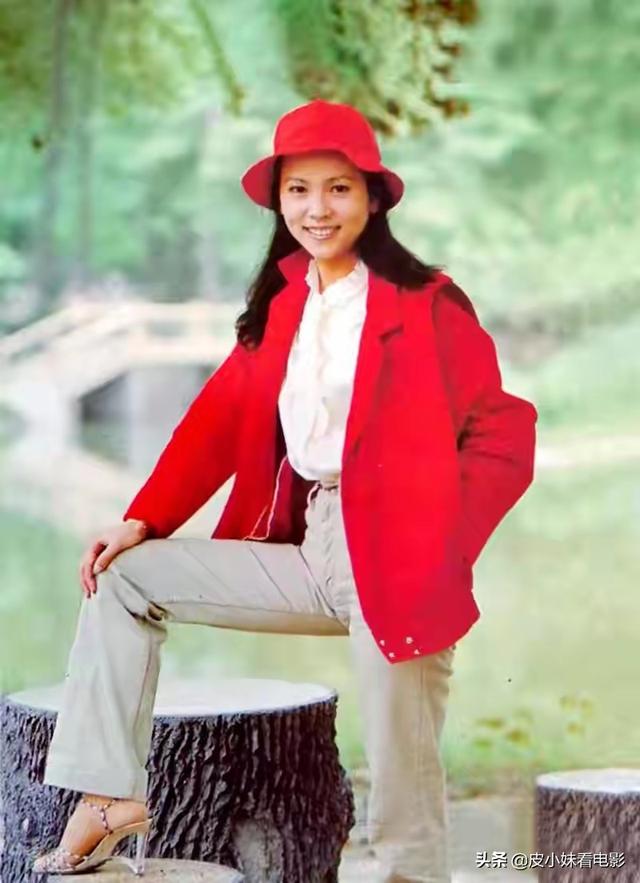 洪学敏惊艳写真照，如今谁还记得洪学敏呢