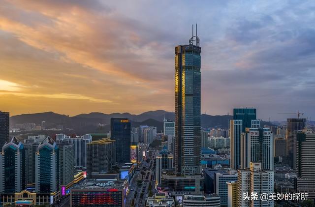 高层建筑阻尼器，建筑抗震阻尼器工作原理（为什么高楼大厦里要悬挂一个上千吨的大铁球）