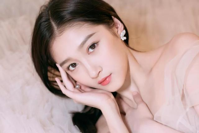 刘亦菲侧颜为什么好看，刘亦菲不是基因彩票