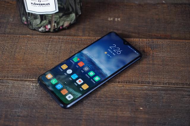 联想z5s好还是联想z5好，细数联想Z5s之于Z5的升级变革