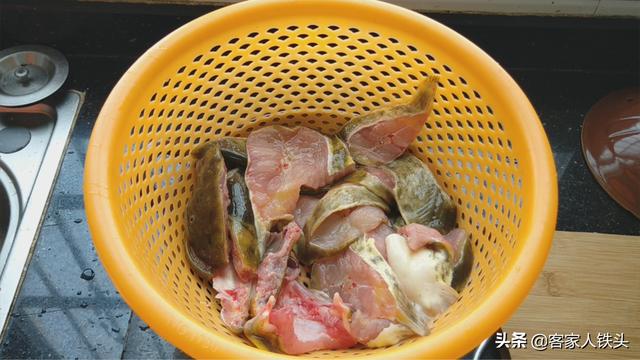 豆腐鱼最简单的做法，豆腐和鱼这样吃才过瘾