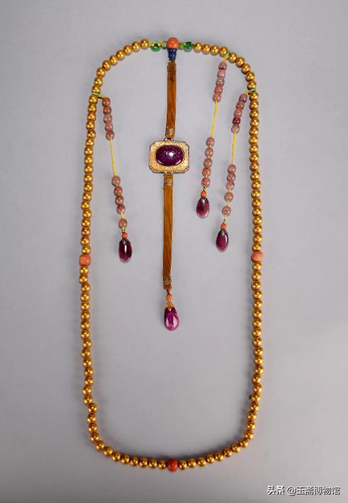 珍贵的绿色佛珠拍卖记录，没想到一串佛珠竟然卖到100万