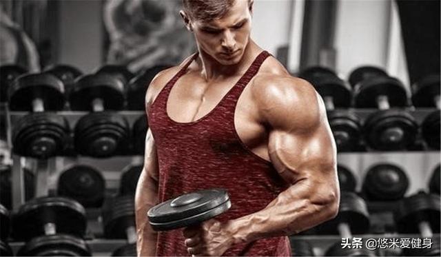 手臂肱三头肌锻炼方案，3个动作练厚肱三头肌