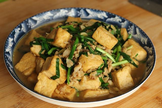 豆腐怎么做好吃又简单，豆腐怎么做好吃超简单教程（家常豆腐最好吃）