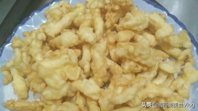 海鲜菇汤做法简单，低脂又营养❗️巨好喝的裙带菜鸡蛋海鲜菇汤❗️