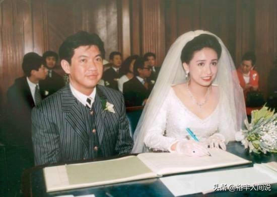 香港霍咏盈婚后装扮，霍英东孙女霍咏盈低调完婚