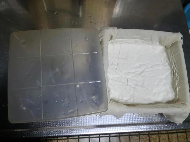 豆腐花的制作方法，如何用豆腐做成豆腐花（做法配方详细讲解）