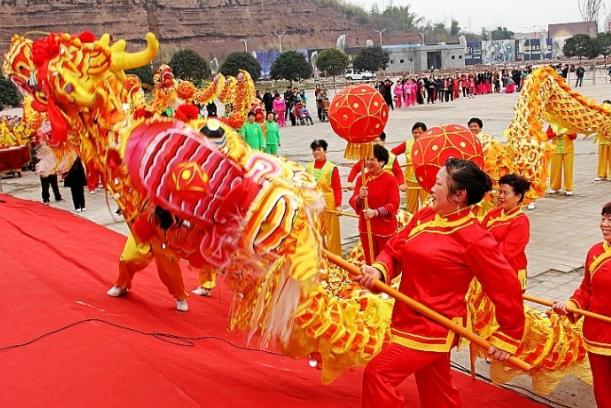 元宵节节日习俗，关于元宵节的习俗大全（正月十五元宵节）