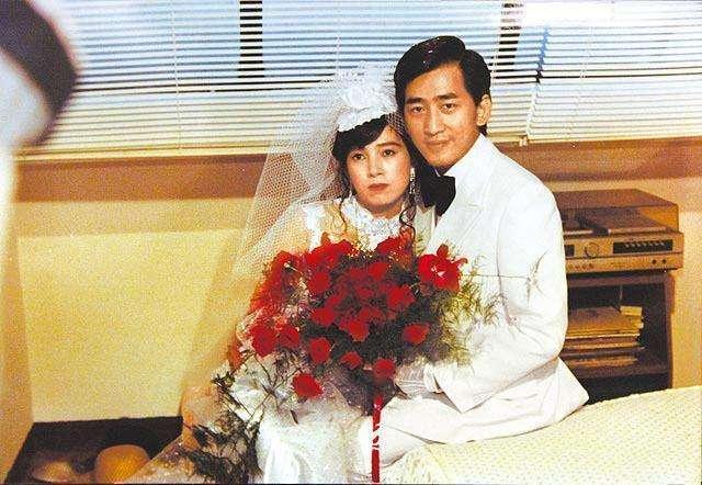 许纯美现在在哪里，2003年5婚5离的许纯美