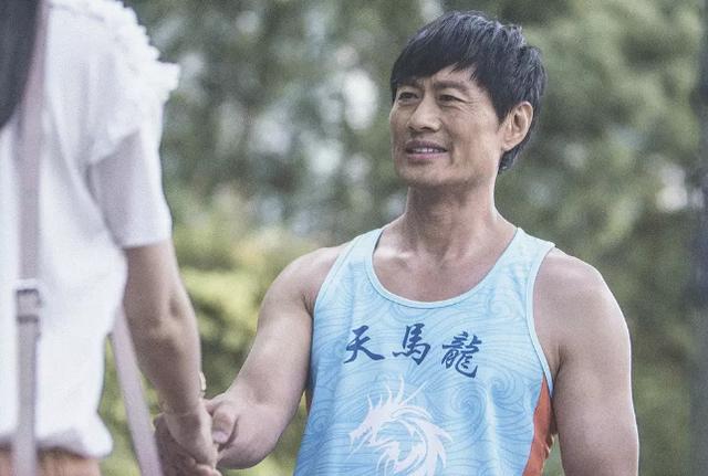 王祖蓝吴镇宇电影，《来了就笑吧》用笑料演绎大咖背后的故事