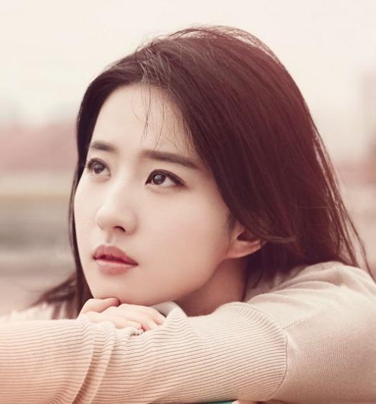 刘亦菲到底是什么神仙颜值，刘亦菲除了神仙姐姐