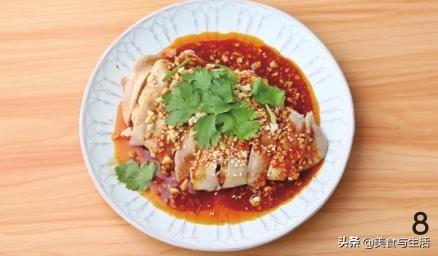 怎样炖鸡腿好吃又嫩，出锅后颜色漂亮味道香