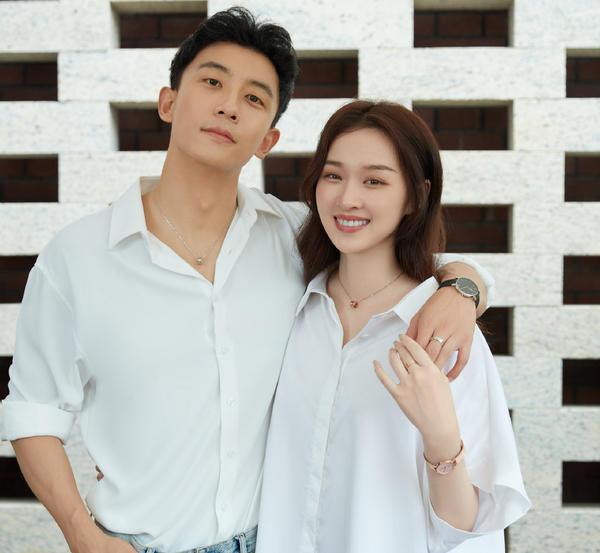 心动的信号3 女嘉宾服装，杨超越《心动的信号3》造型出炉