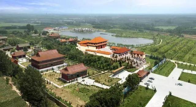 菏泽学院图书馆，大美菏泽风景（菏泽学院与潍坊学院分析对比）