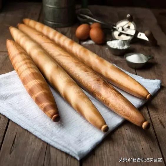 擀面杖如何制作，有时候擀面杖也能做出艺术甜品