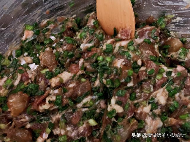 韭菜肉馅怎么调好吃，韭菜饺子肉馅怎么调好吃又嫩窍门