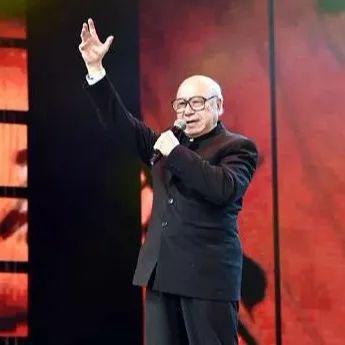 高尔基的海燕朗诵，名家朗诵高尔基海燕的