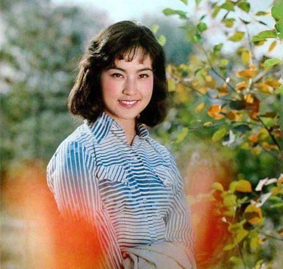 刘晓庆简历个人资料，刘晓庆人生简历（刘晓庆：一代传奇影后）