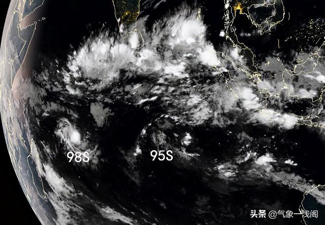 台风胚胎最新消息，16号台风最新消息走势图