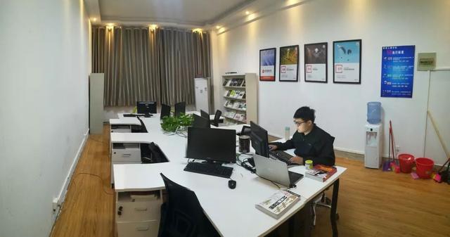 江苏省徐州技师学院官网信息门户，江苏省徐州技师学院信息工程学院