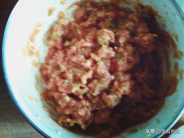 肉丸子怎么做又滑又嫩，肉丸子如何做的又嫩又滑（这才是肉丸子正确做法）