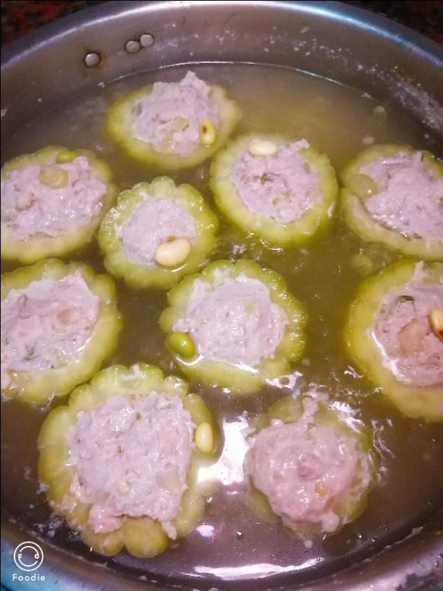 潮汕苦瓜煲怎么做，学学潮汕人的这两道苦瓜汤