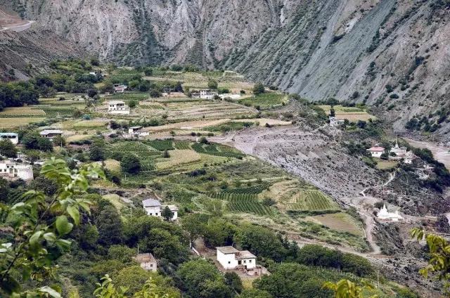 雨崩徒步攻略，探寻如梦如幻诗意般的世外桃源