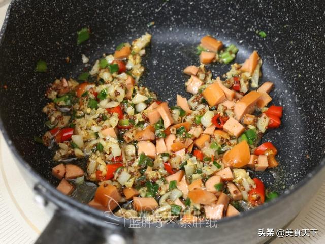 花蛤怎么炒又嫩又香，10分钟上桌鲜美滑嫩