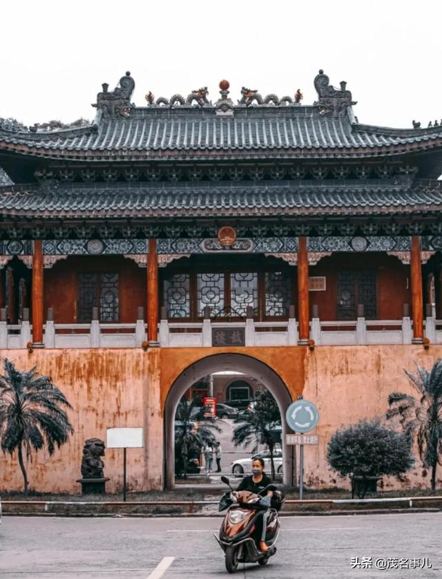 化州在哪里呀，你好化州